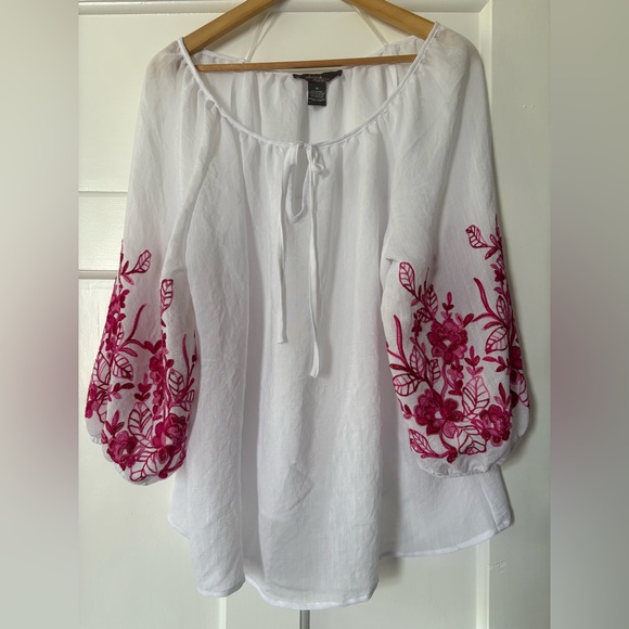Olivia & Martin Peasant Top White 1X Embroidery Cottagecore Boho Hippy Beachy - Picture 1 of 10